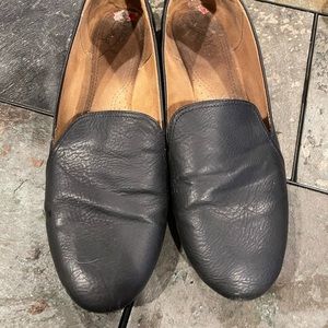Natural Soul Black Loafers